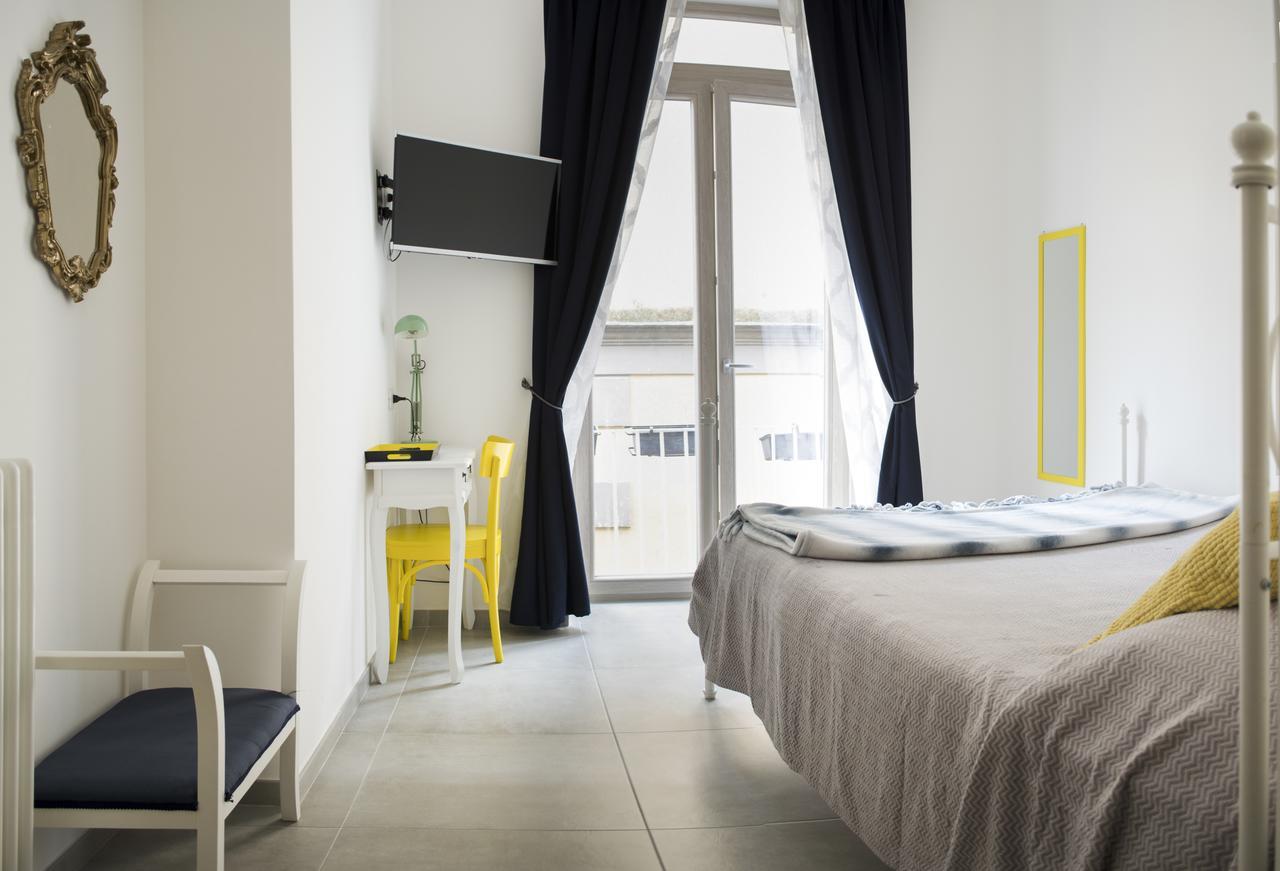 Bed and Breakfast Civico10 Neapol Zewnętrze zdjęcie